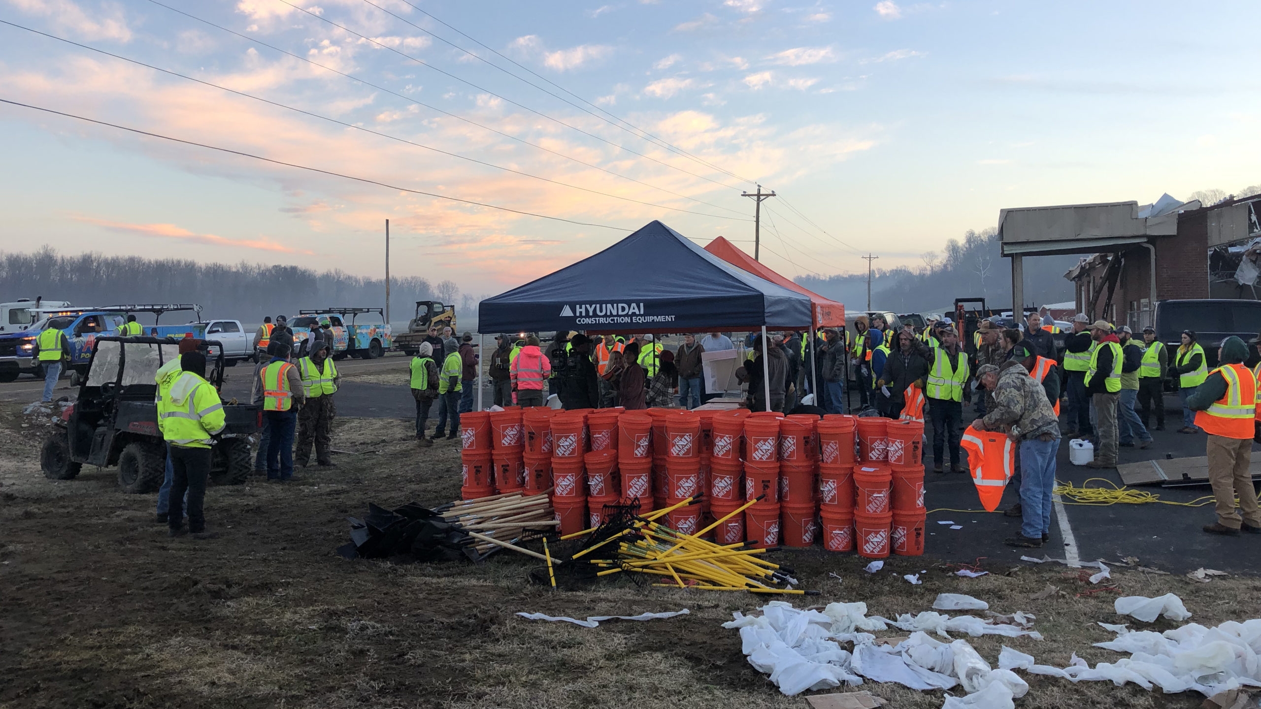 Image 3 Hyundai and First Choice Farm & Lawn Support Tornado Cleanup Efforts in Tennessee